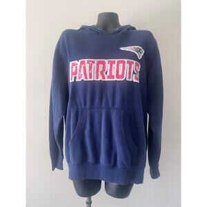 New England Patriots Pullover Hoodie Men’s Sz L Kangaroo Pockets Large Spell Out